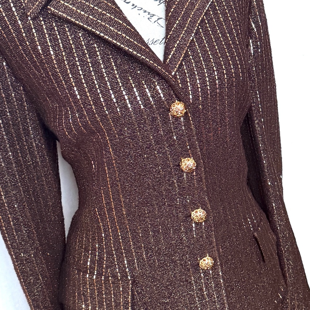 St. John Brown Metallic Pinstripe skirt suit size 6 jacket size 8 skirt - Picture 3 of 3